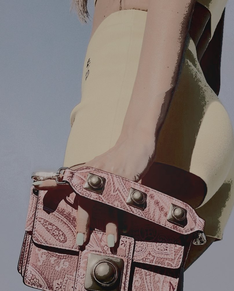 ⠀

𝐓iene la ralea aristócrata anegada en 
los ojos  de  una  marquesa;  cariz de 
ángel, luzbel intrínseco;  sonrisa  que 
silencia  el  dolor,  e  ilustre  se  exime 
con mueca taimada. 

⠀