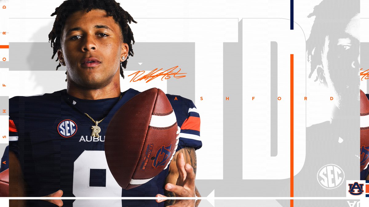AuburnFootball's tweet photo. AUBURN STRIKES FIRST!!!

ROBBY ASHFORD!!! 23 yard rushing TD 🔥 https://t.co/4E2ZTTcPbf
