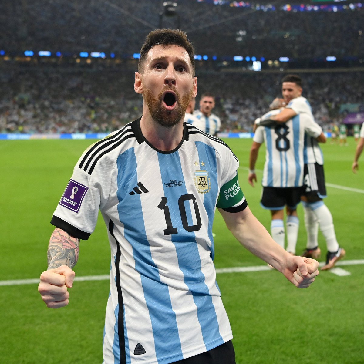 Lionel Messi menjadi orang pertama yang membuat Assist dalam 5 Edisi Piala Dunia yang berbeda:

🏆 2006 🅰️
🏆 2010 🅰️
🏆 2014 🅰️
🏆 2018 🅰️🅰️
🏆 2022 🅰️🆕

One and Only, Lionel Messi!🐐🇦🇷

#FIFAWorldCup