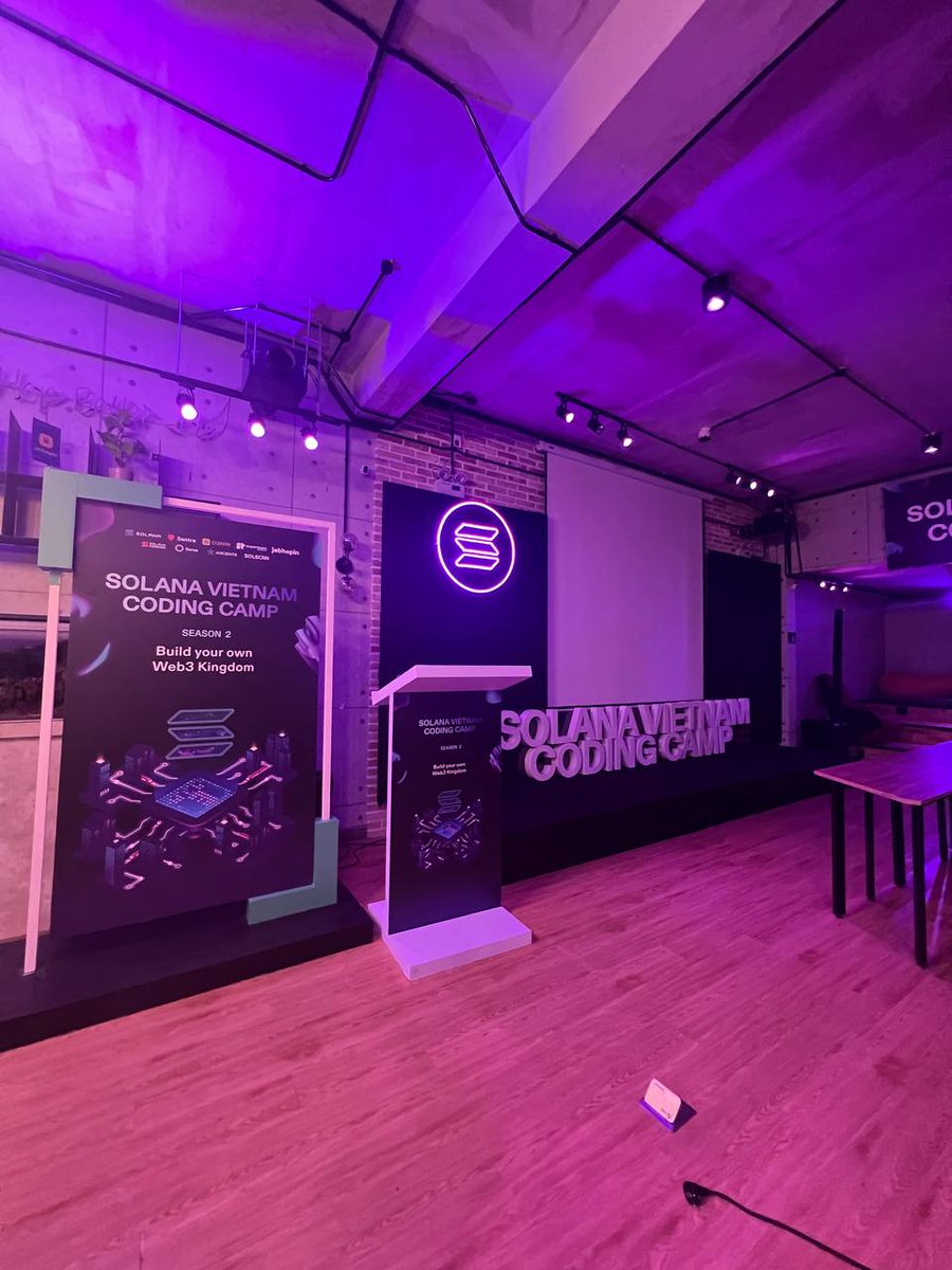 Connectweb3ph's tweet photo. Day 2: BNP at Solana Vietnam Coding Camp Season 2! 🎊

Ready to create your own kingdom with #web3!

Look and feel the vibe of the #solanavietnamcodingcamp Season 2! 🎊

1/3 https://t.co/okKn854ONS