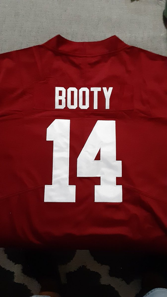 KelseyM55983222's tweet photo. Itβs game day, I FINALLY got my jerseyβtold me it was 1 of a kind! #bootybae ππ₯π https://t.co/1cotQtLMeS