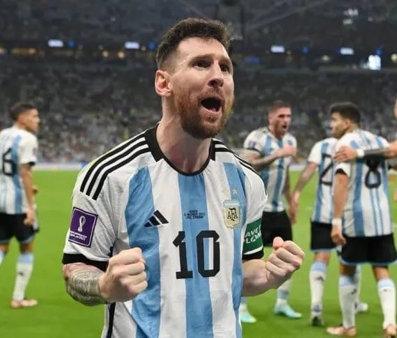 RichieRodLeon's tweet photo. si tú eres feliz… yo soy feliz :')
.
.
.
#MexicoVsArgentina #Messi #FIFAWorldCup #Messico #mexicoargentina https://t.co/uJQFA2h518