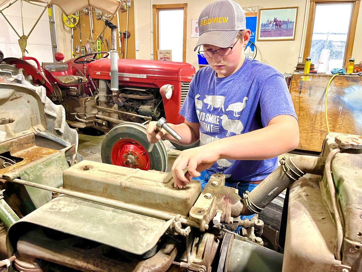 JeremyH750's tweet photo. Nothing better on a winter day than ticketing in the garage with my son. Working on his TO35 Fergie. Anyone on #AgTwitter work with these? #fergusontractor #masseyferguson #classictractor https://t.co/Quru4n0Uqg