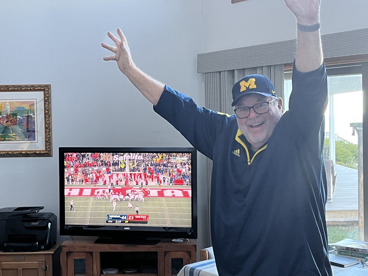 jimbrandstatter's tweet photo. What a great win…it’s great to be a Michigan Wolverine!!! https://t.co/Zo5KhrdCQK