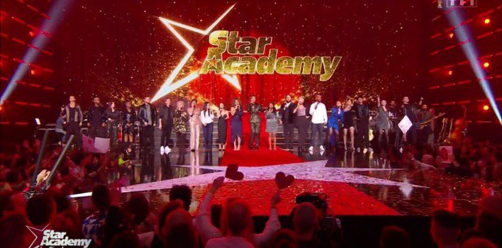 staracslayy's tweet photo. Le dernier NE PARTEEEZ PAS SANS MOIIII #staracademy2022 https://t.co/8BX5Yx1VcN