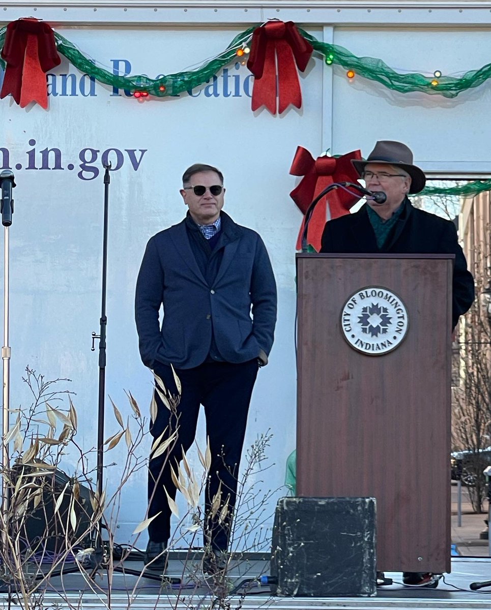 Elise Shrock tweet media