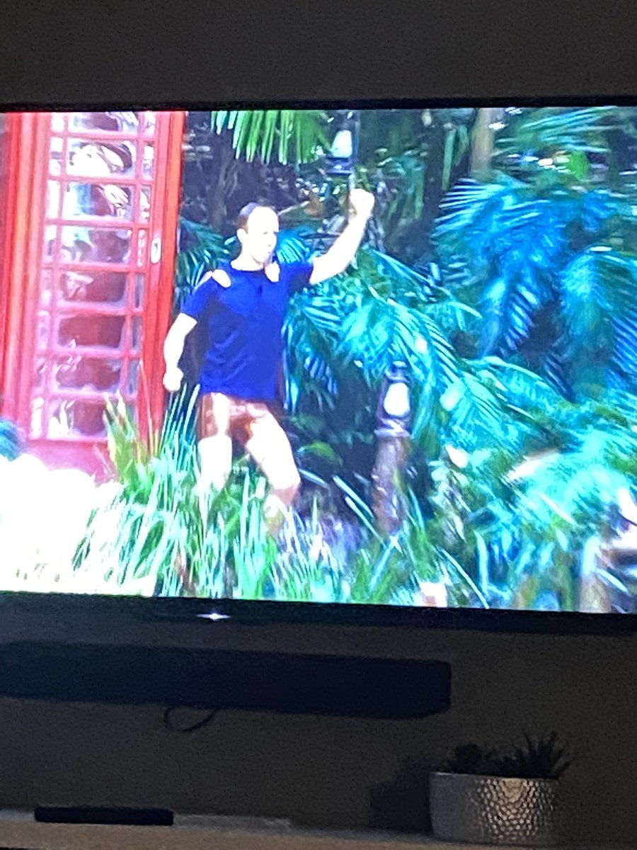 helsk21's tweet photo. Honestly never trusting the public vote for anything ever again #ImACelebrity https://t.co/mYARELvepV