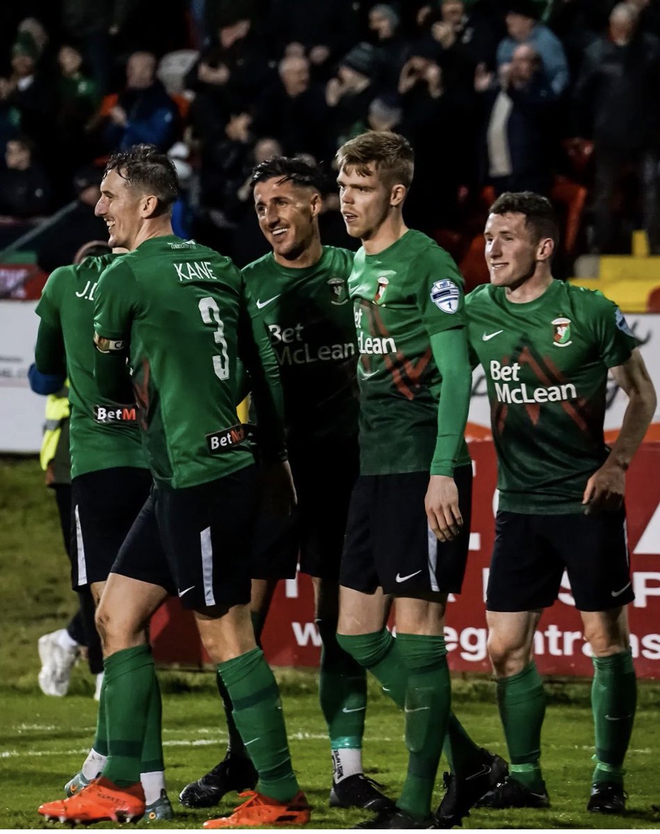 Super 3 points!!✅
Fans super as always!!💚⚽️