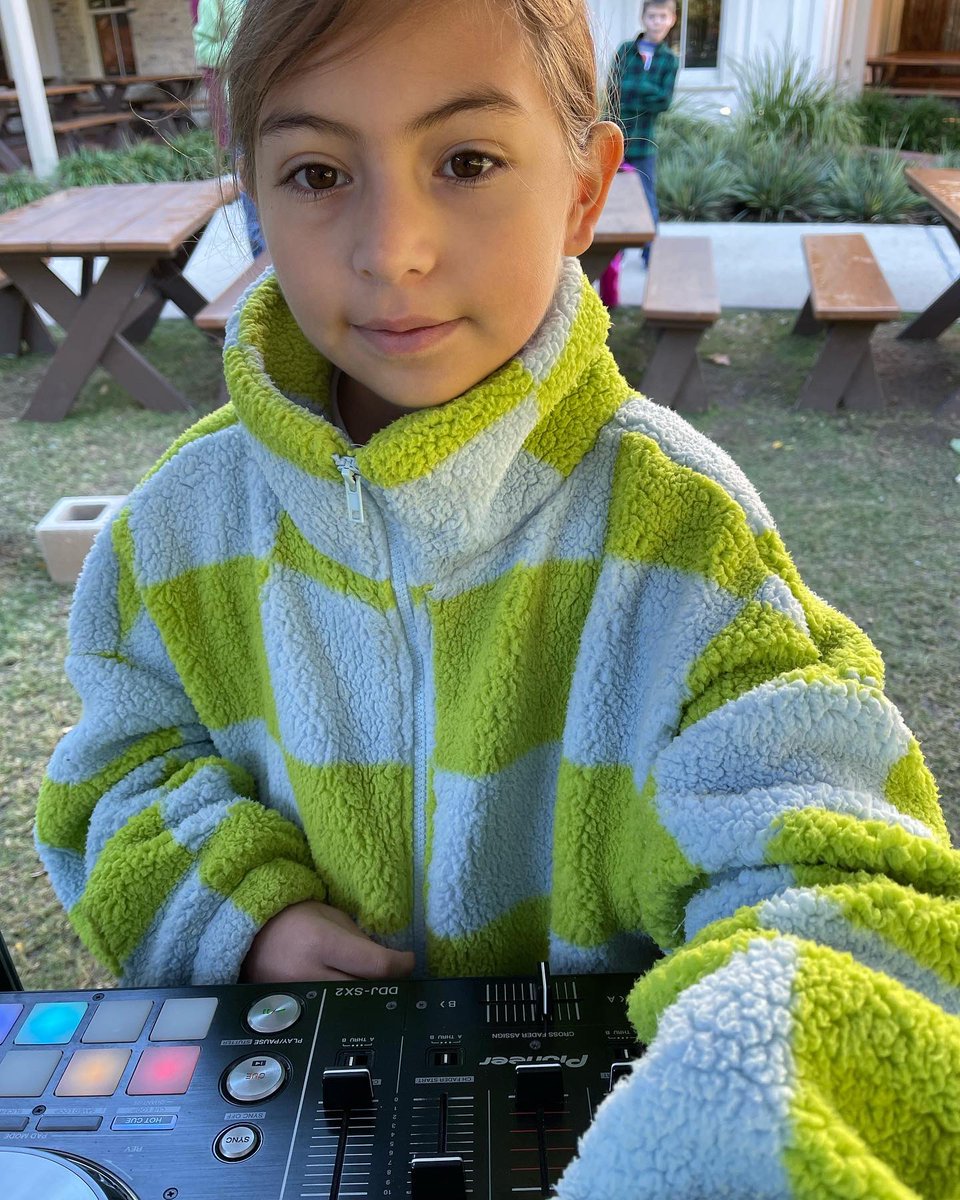 the_am_project's tweet photo. Today’s sunshine was what we needed ☀️ Thank you to @dogfriendlySA and Legacy Park for booking our AMazing DJs: DJ Lil Beats, Moni the DJ, DJ Coley &amp; KingKong CrayCray 🎧 https://t.co/KBtYcKrxx5