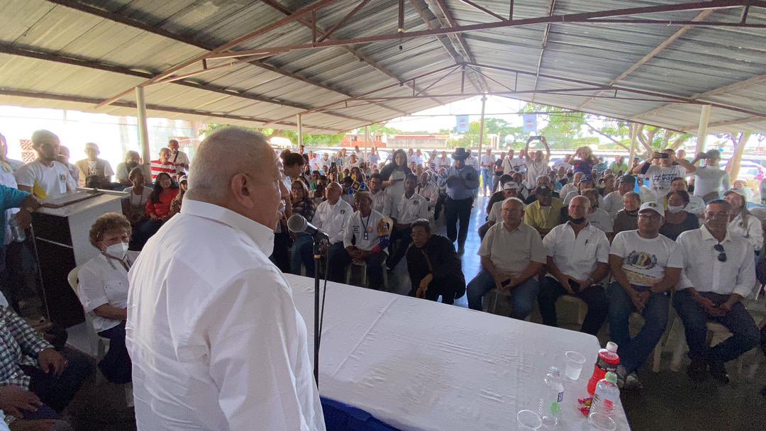 adbernabe's tweet photo. Cómo Secretario General Nacional de #AcciónDemocrática electo por su militancia en el proceso de elección por las bases el #11jun 2022, me siento orgulloso de que mi partido volvió a ser el partido del pueblo y nos alejamos de la ultra derecha tóxica que saqueó Monómeros y Citgo. https://t.co/DT2g55gHQ3