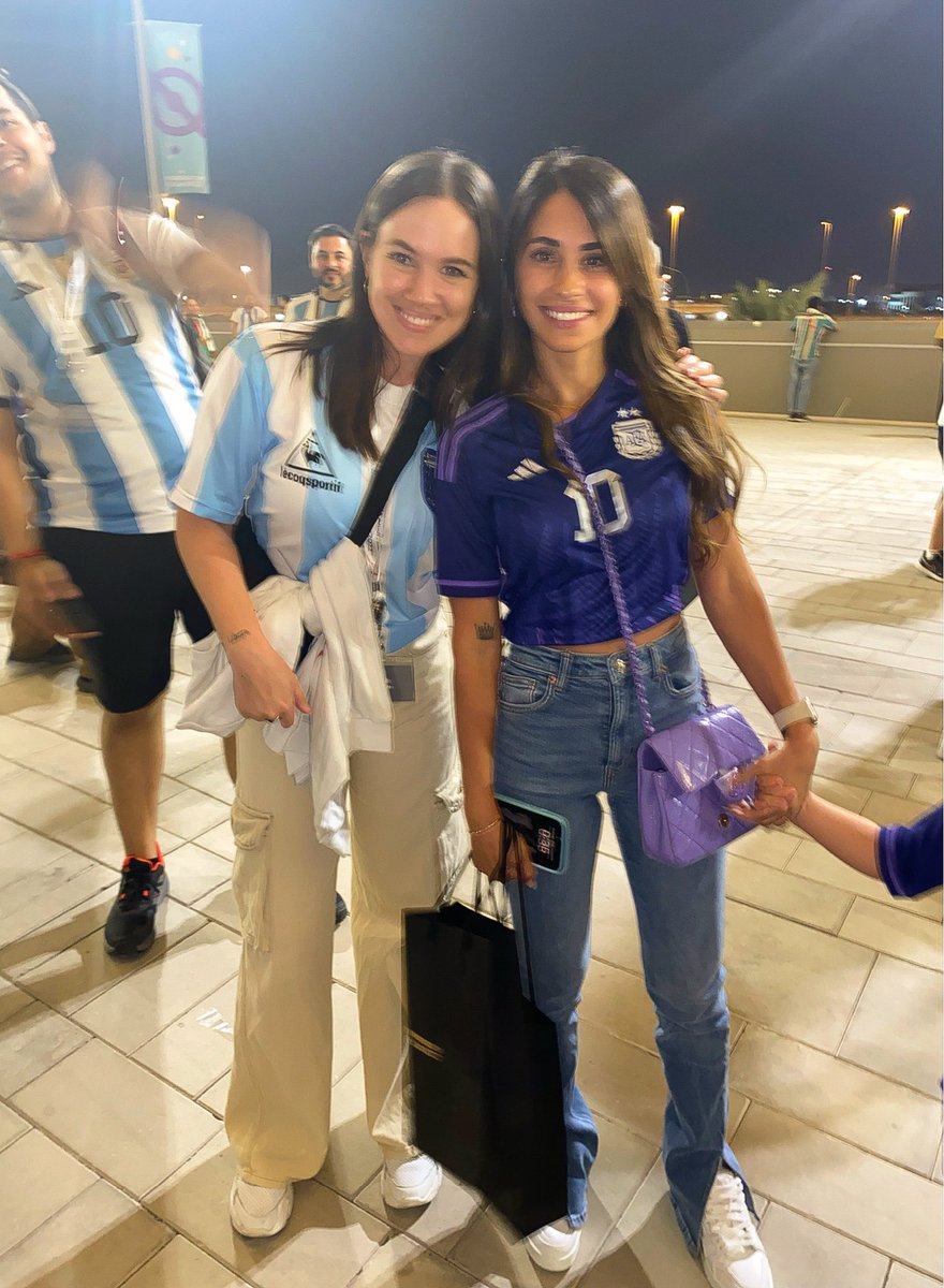Julieta Argenta ⭐️⭐️⭐️ tweet media