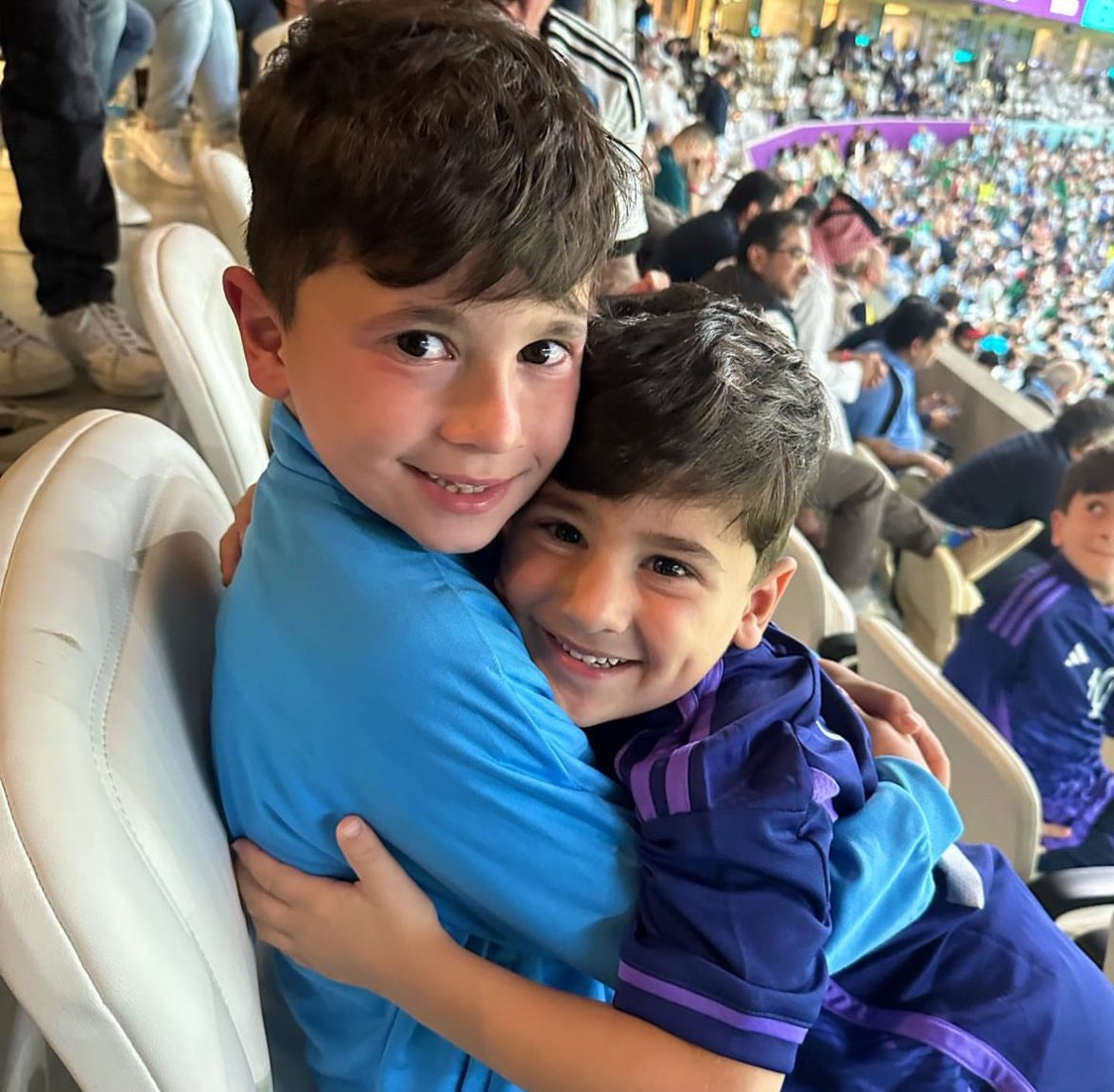 WeAreMessi's tweet photo. Messi’s family supporting him 🤍🤍 https://t.co/IXPbIqnxXb