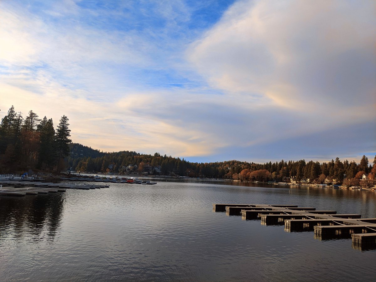Take a walk by the beautiful and peaceful lake arrowhead. #Lake #photography