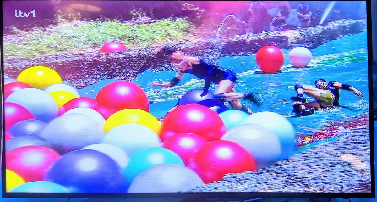 Kerinleigh_'s tweet photo. Jill jumping towards the final #thecyclone #ImACelebrity #ImACeleb https://t.co/FDsqYmpzWV