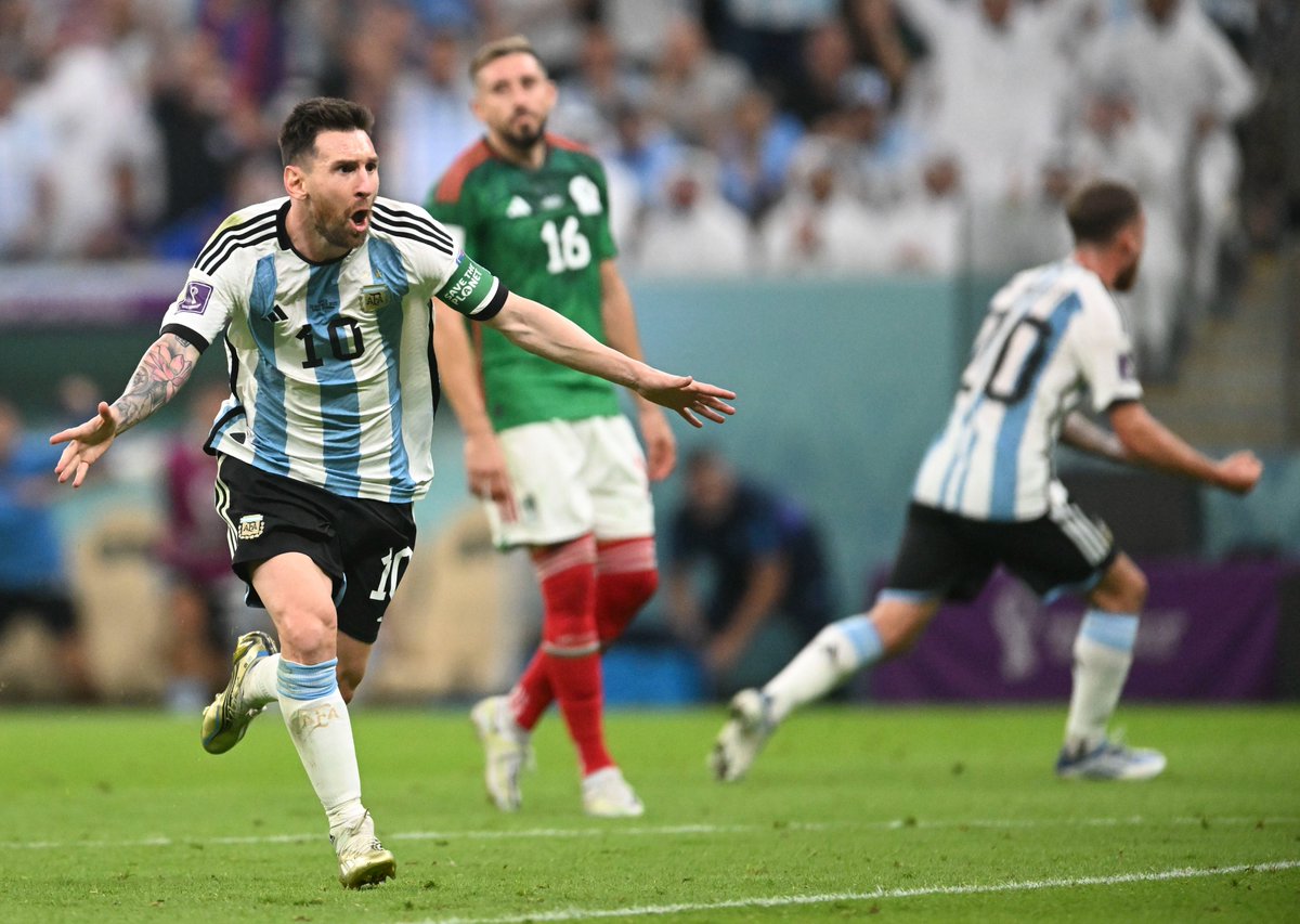 C5N's tweet photo. @tntsportsmex Allá lo están buscando. Saludos desde Argentina 😉 https://t.co/QXQjmPmxNa