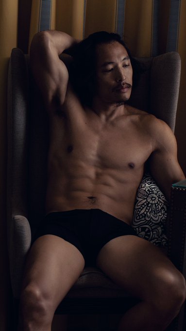 Now that Thanksgiving is over, anyone want to sit on my lap and tell me if they&rsquo;ve been good or naughty