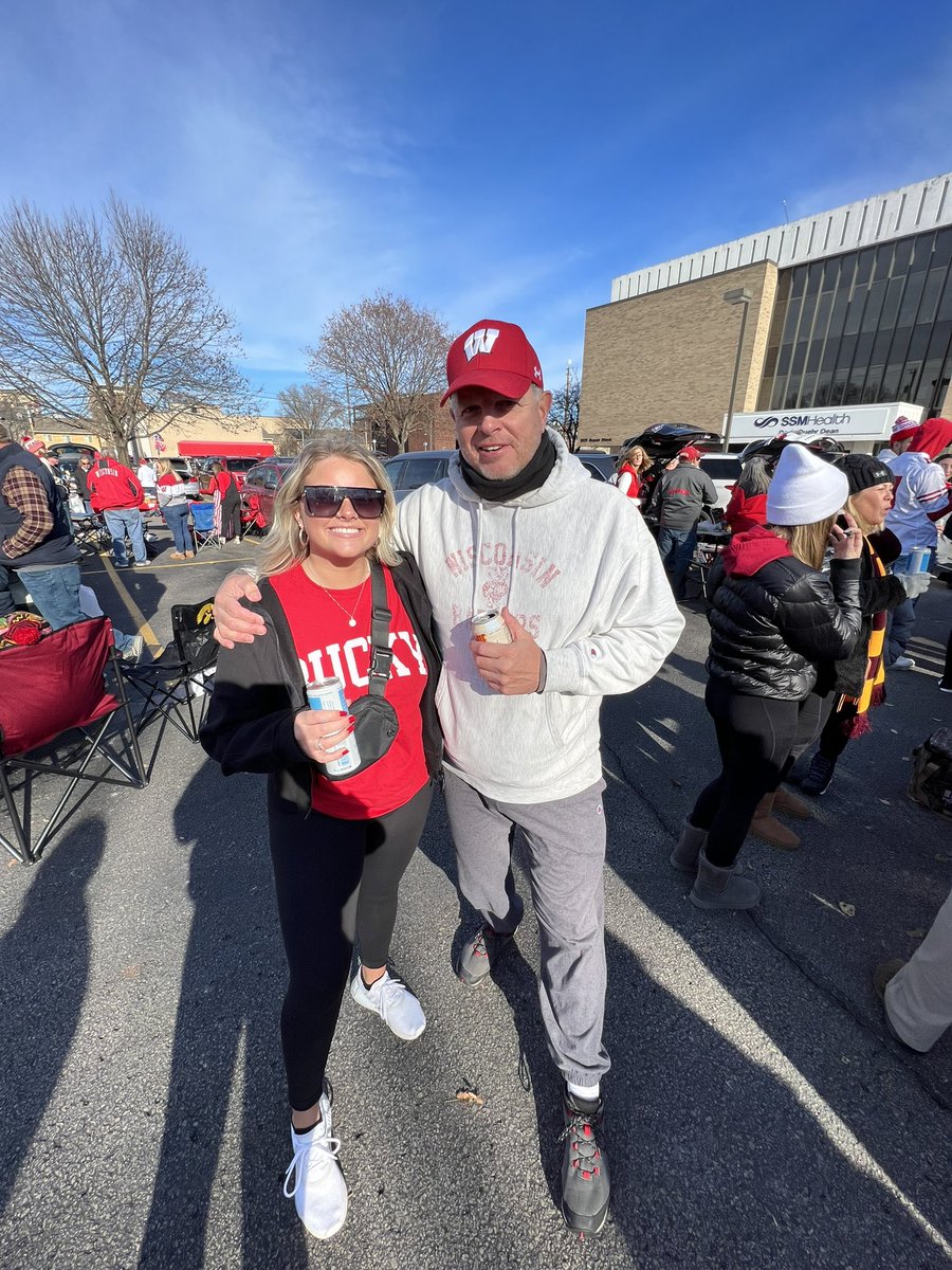 abigail_mkey's tweet photo. #OnWisconsin https://t.co/27KWWEwCek