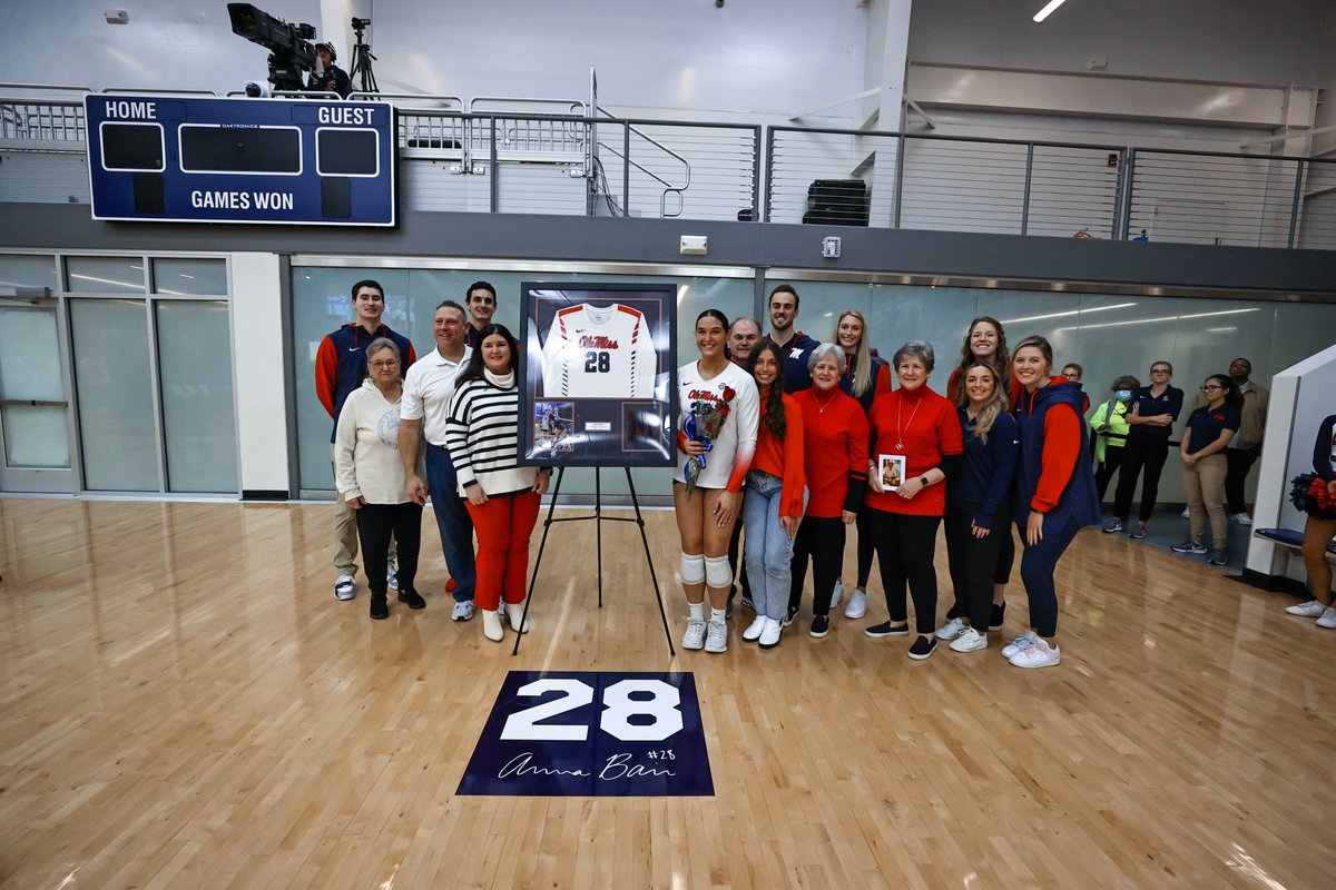 OleMissVB's tweet photo. all the feels 🥺 https://t.co/mdoa5v3qVR