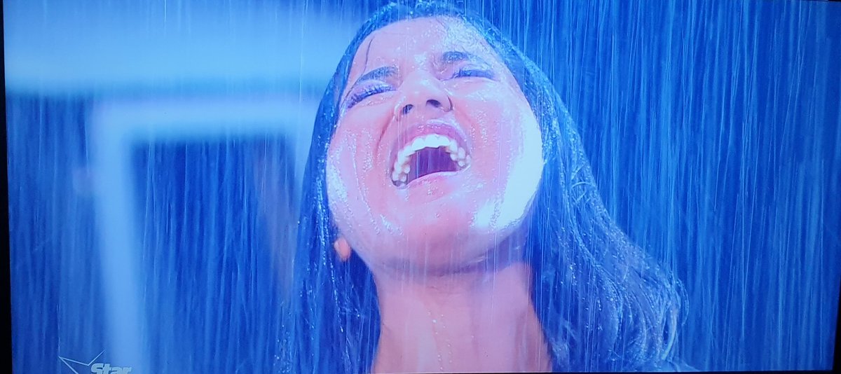 X2Sagittarius's tweet photo. Anisha s'est lâchée ce soir, le tableau était magnifique.

#staracademy2022 #StarAcademyLive #staracademy https://t.co/Be65q2stYc