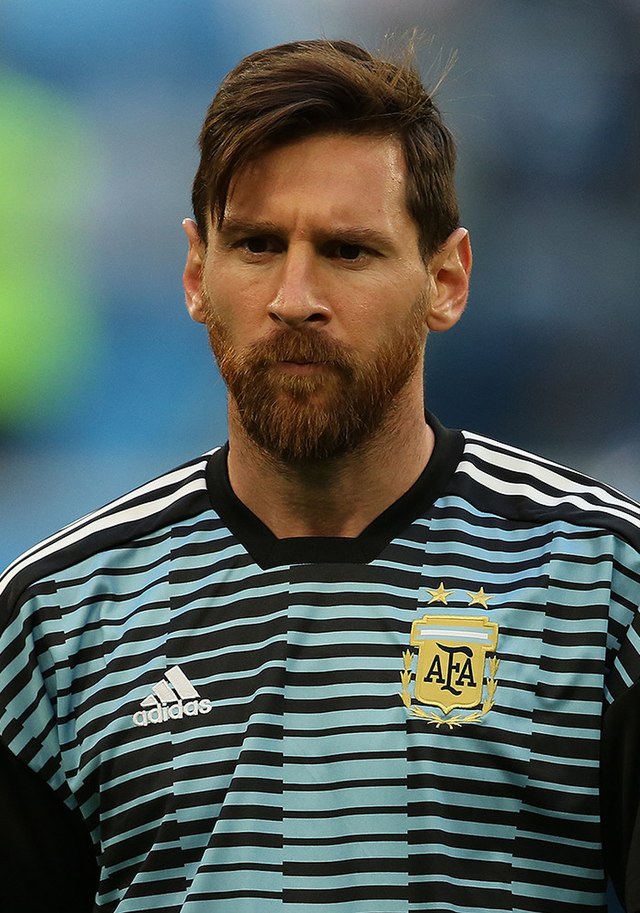 MarcosD27748657's tweet photo. @ElAlexQuackity Buena messi el único jugador que puede ganar 5 mundiales❤️🥴🥴🥴🥴 https://t.co/oY8CPMS2Bs