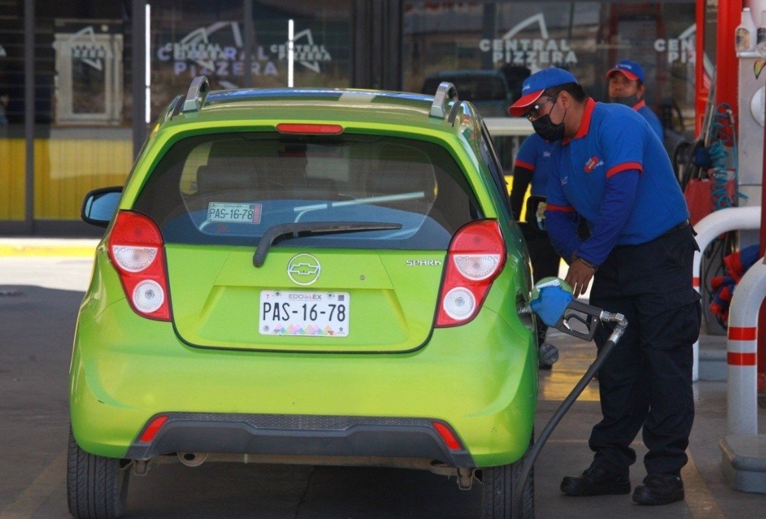 El Centro de Comando #C5 del gobierno de la Ciudad de México dio a conocer cuáles son las estaciones que venden la #gasolina a un precio mayor, conoce su ubicación.
#CDMX 
mibolsillo.com/noticias/Lugar…