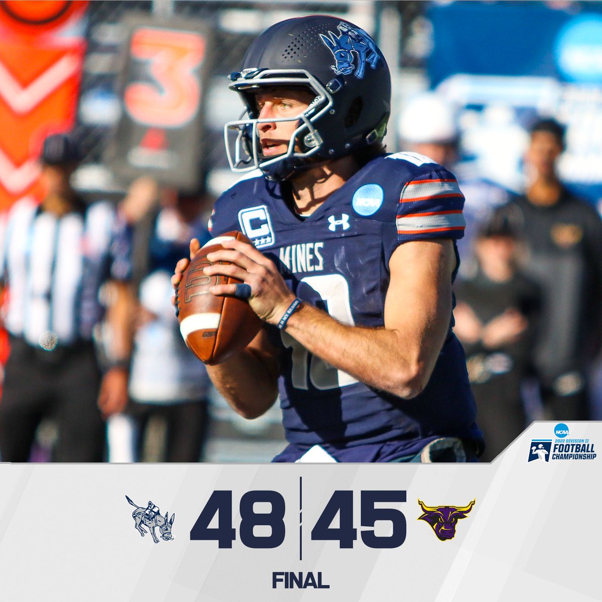 ⚒𝙊𝙍𝙀𝘿𝙄𝙂𝙂𝙀𝙍𝙎 𝙒𝙄𝙉⚒

Mines recovers the onside kick and finishes this one out in victory formation to advance to the quarterfinals to set up a rematch with Angelo State!

#HelluvaEngineer