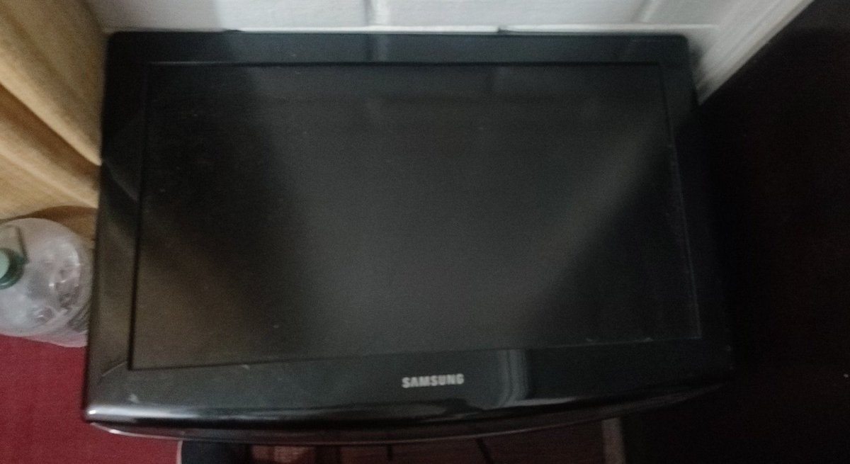 dany_chile1's tweet photo. @IbaiLlanos @SamsungEspana #BFSamsung #samsungxibai
#ibaixsamsung 
Este televisor fue uno de los primeros LCD que Samsung puso a la venta, es de aproximadamente del 2007 y funciona perfectamente https://t.co/uROkaamdDG