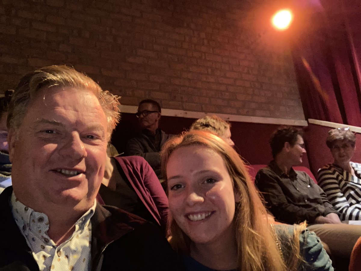 Samen met mijn dochter Famke de voorstelling <a href="/NwCapelsToneel/">Nieuw Capels Toneel</a> in <a href="/Capelle_IJssel/">gemeente Capelle aan den IJssel</a> bezocht met glansrol van butler Dave Krabbendam