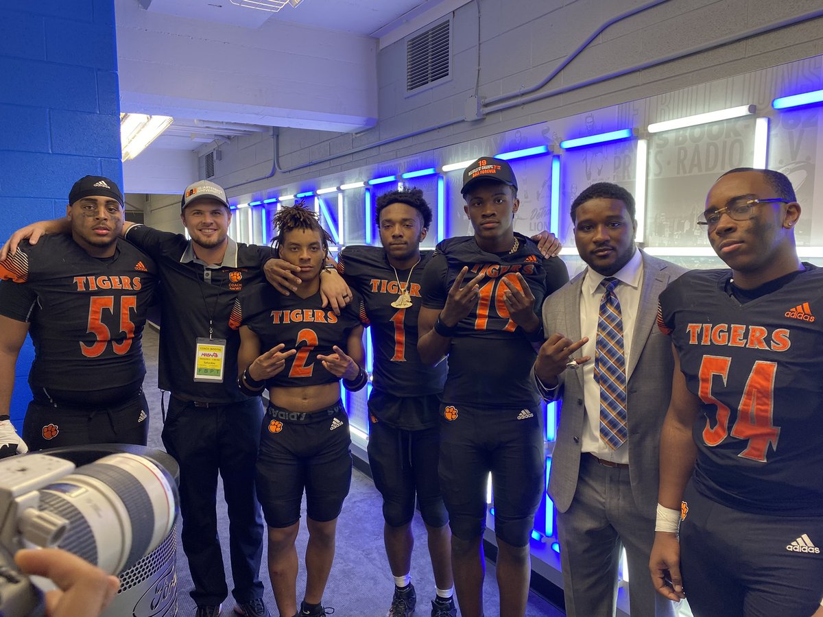TheD_Zone's tweet photo. What a group of players and coaches to overcome adversity this year and become the D1 State Champions! https://t.co/r8HCRzoeag
