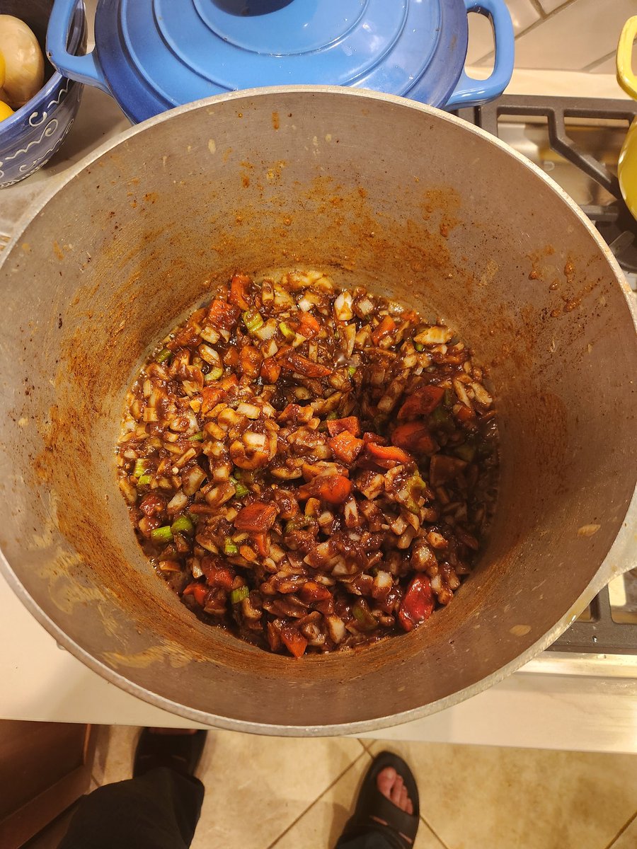 Louisiana conundrum after Thanksgiving. Use leftover turkey for sandwiches or gumbo? We made sandwiches and are going chicken and sausage for gumbo.

<a href="/ACR_MD/">Anna Cohen-Rosenblum</a> <a href="/LsuOrthoNola/">LSU Ortho New Orleans</a> <a href="/CenterRotation/">Brock Howell MD, FAAOS</a>