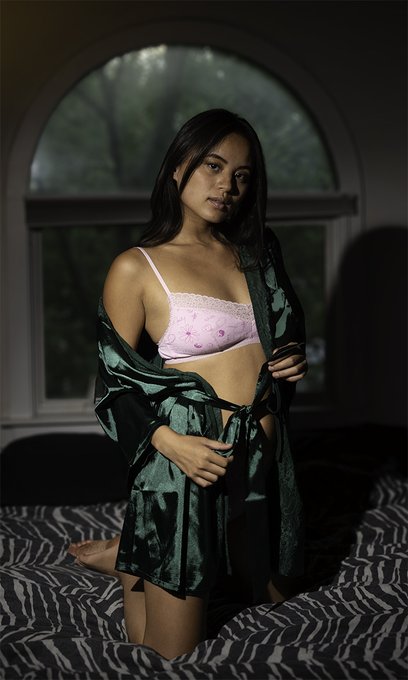 I just LOVE this robe, but I wouldn't mind taking it off 😈 https://t.co/RWjj3aMdcp #onlyfans #model #playboy<a href="/tag/playboy"class="tags"><span>#playboy</span></a><a href="/tag/model"class="tags"><span>#model</span></a><a href="/tag/onlyfans"class="tags"><span>#onlyfans</span></a>