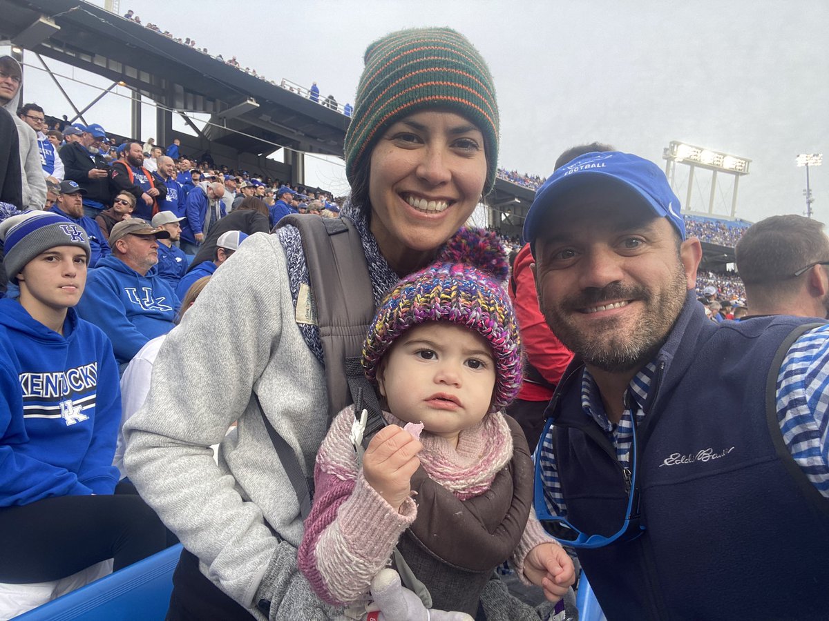 tommygav's tweet photo. Put them on the big board #WeAreUK https://t.co/gSMxPoh4Wp
