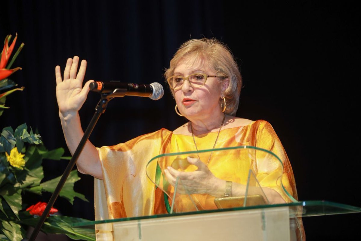 En el marco del Día Internacional de la Violencia contra la Mujer, la alcaldesa Virna Johnson firmó una alianza con la academia para que se implemente en la ciudad la cátedra UNESCO de prevención de la violencia contras las mujeres. | Todos los detalles en bit.ly/3OGM9MZ