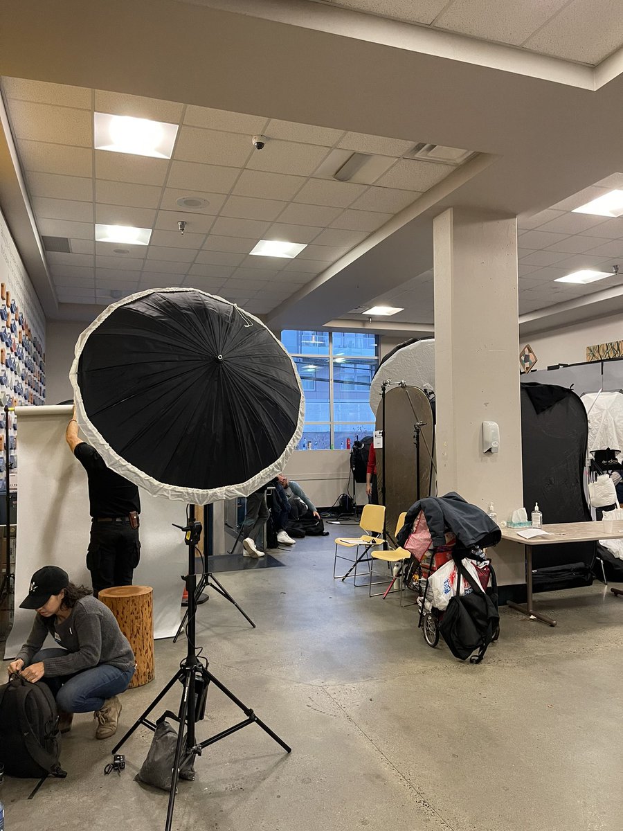 ugm's tweet image. That’s a wrap! Thank you so much @HelpPortraitVan for an unforgettable event! 📸