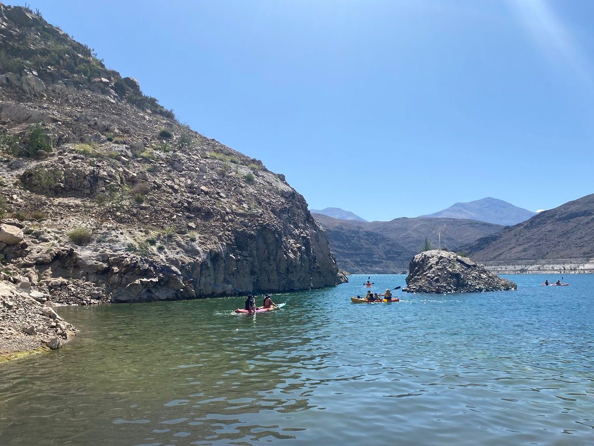 turismoadc's tweet photo. Tercera jornada Taller de #Kayak y Charlas para la Prevención, 26 de noviembre en el #EmbalseSantaJuana. Actividad gratuita Proyecto #FNDR, Actividades de Carácter Social, Prevención, Rehabilitación de Drogas y Medio Ambiente, de la #CorporaciónMunicipaldeTurismodeAltodelCarmen. https://t.co/n3ctOMNLL6