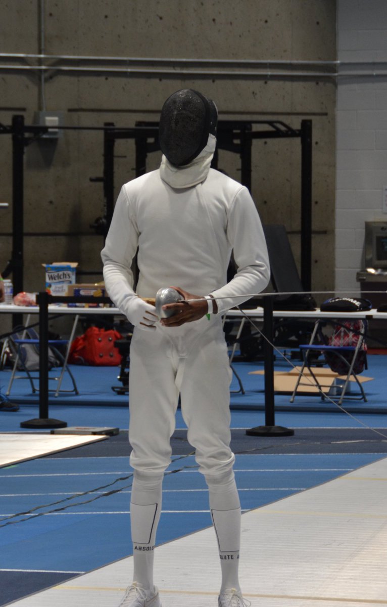LuisPatterson24's tweet photo. Just setting up my Twitter #myfirsttwitter #sport #fencing https://t.co/MPMdikW9H5