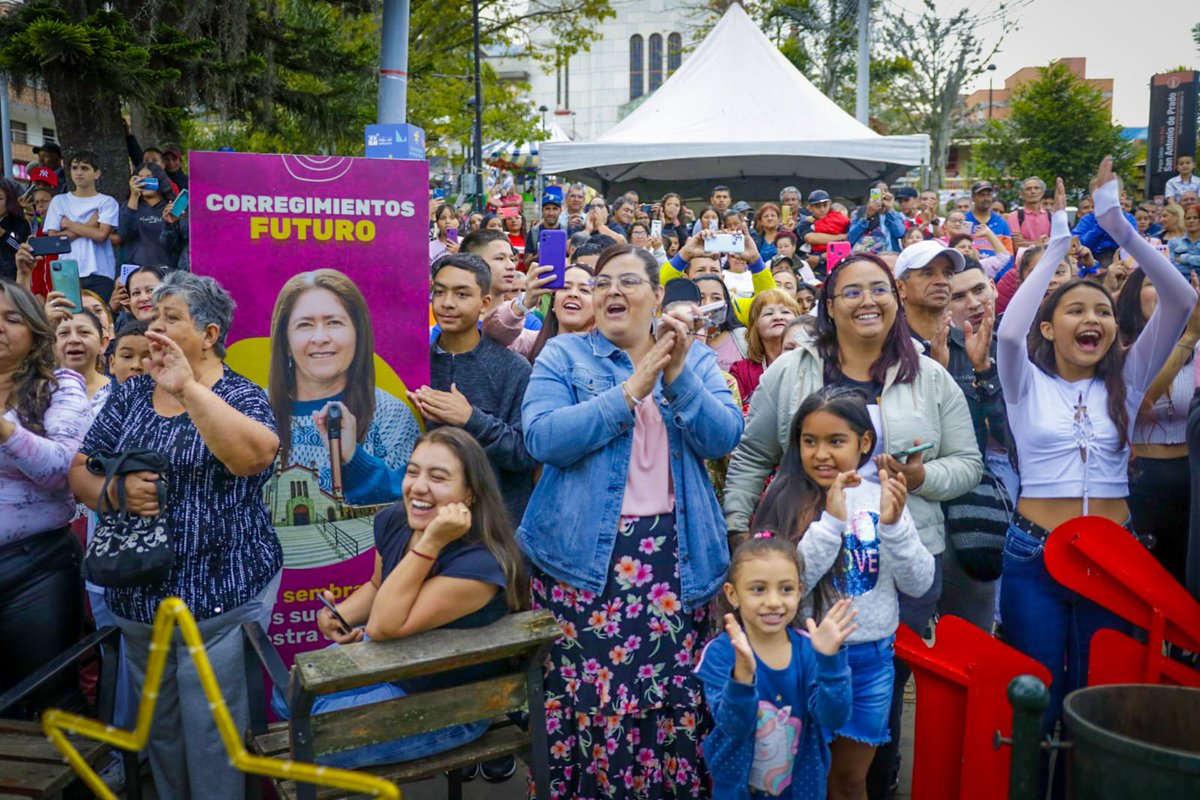 Celebración de los Corregimientos en San Antonio de Prado #CorregimientosFuturo <a href="/AlcaldiadeMed/">Alcaldía de Medellín</a>  <a href="/QuinteroCalle/">Daniel Quintero 🇨🇴</a> <a href="/Juanparal/">Juan Pablo Ramírez</a>