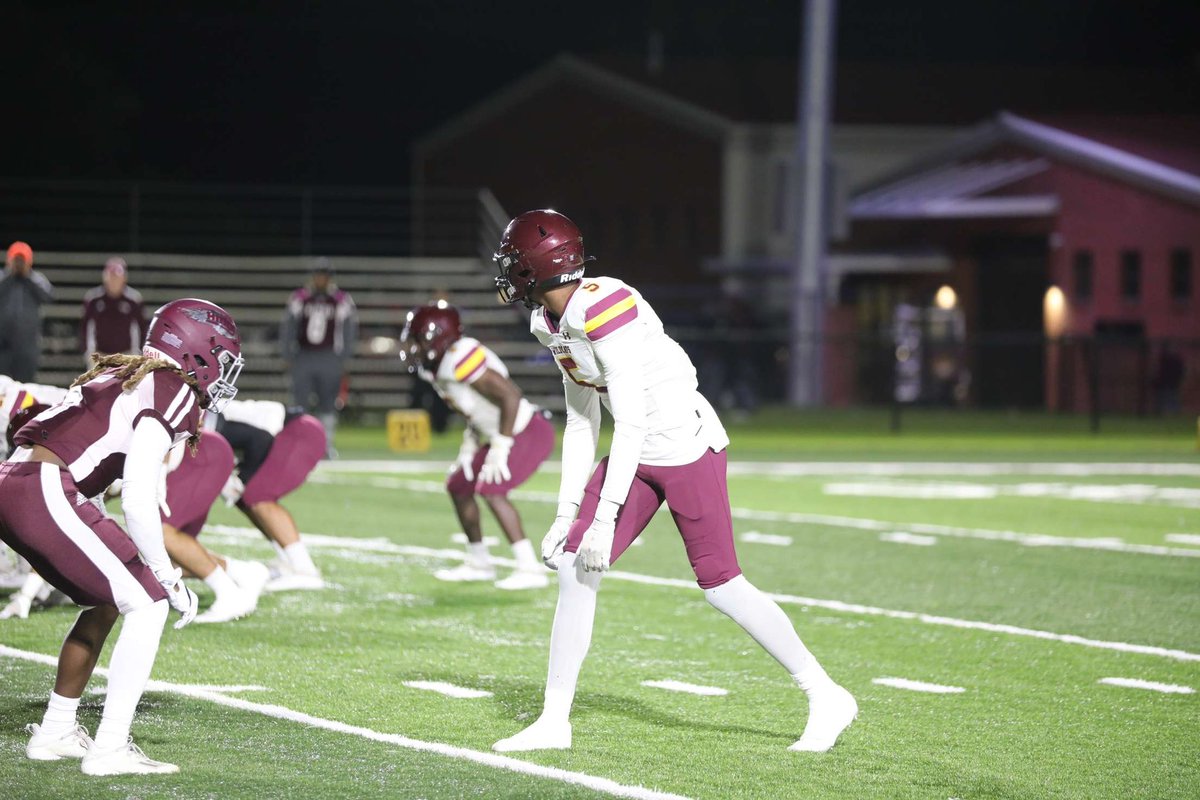 TavionSmith12's tweet photo. Will always cherish the moments and bonds that i’ve made while in juco, i will always remember the friends I have made on this journey and y’all will forever be in my thoughts. IM PROUD TO BE A #JUCOPRODUCT https://t.co/AKSTifTYbP