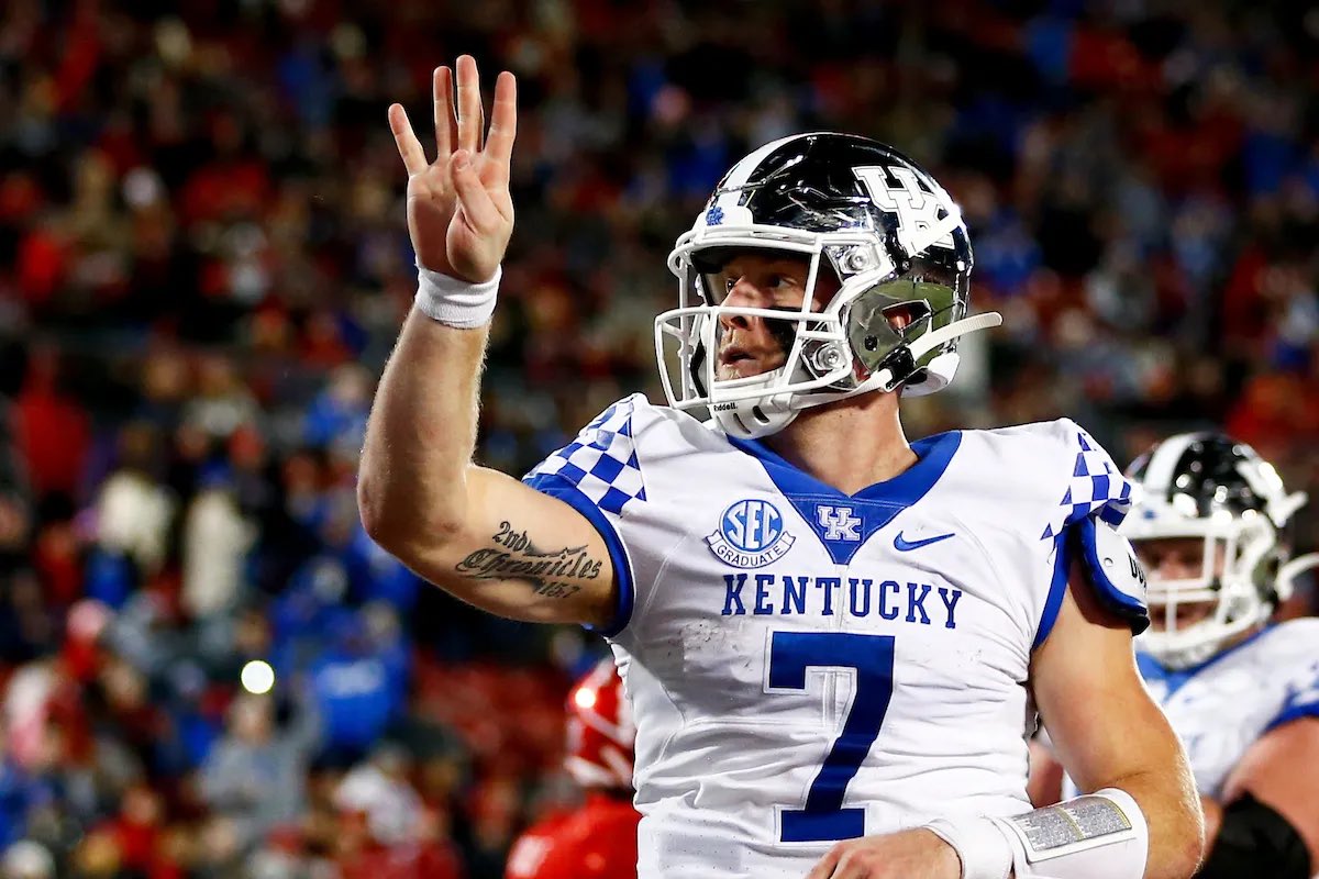 zbogard's tweet photo. How many wins in a row over Louisville? https://t.co/3HjgQYC8Wm