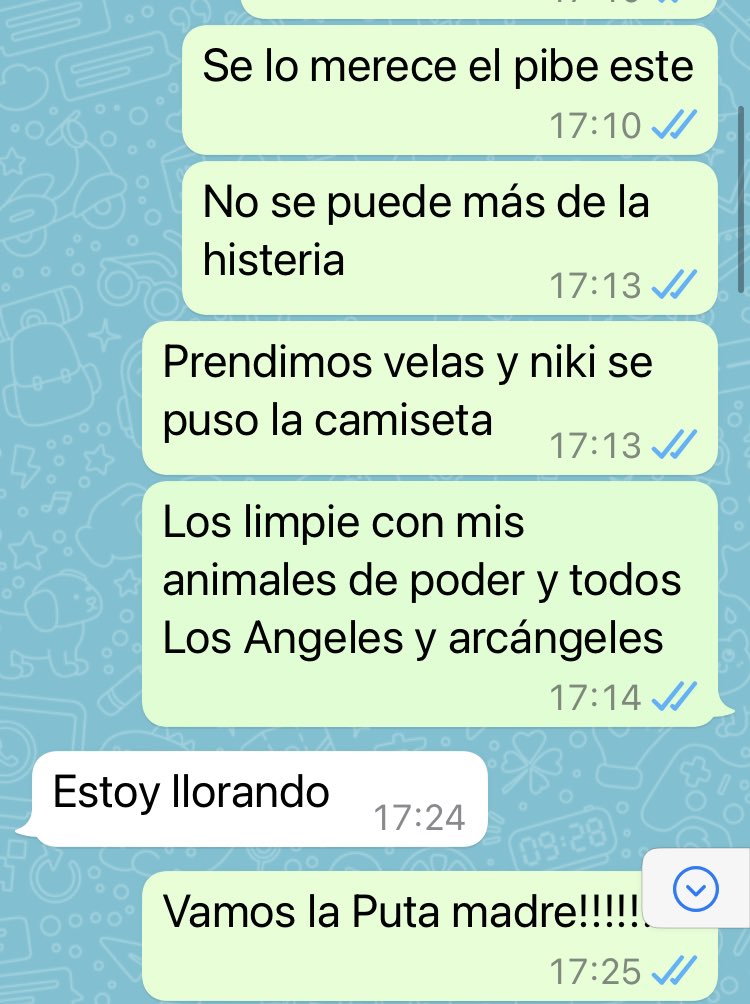 SeleneCalifano's tweet photo. @kath_n6 Que sintonía todas las brujas del país sin saber y al mismo tiempo!!! https://t.co/XFpb4ltg2T