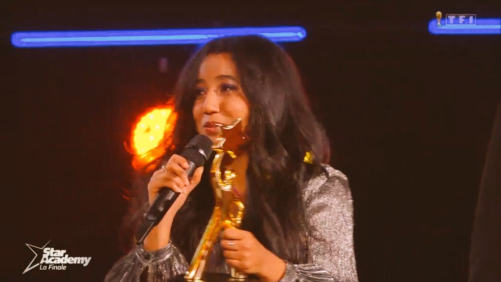 NewsTVReal's tweet photo. Simplicité, talentueuse, ambitieuse et touchante, Anisha mérite sa victoire. Elle mérite le meilleur dans sa carrière. #StarAcademy https://t.co/enxAWQnzZe