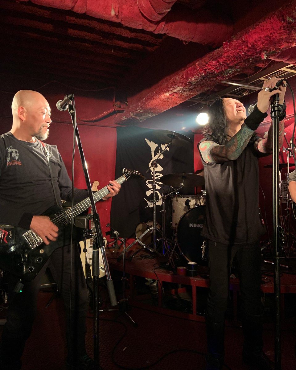 masashi_bastard's tweet photo. γοΈιζ¦11/26KING COBRA
DANCE MACABREβΌοΈπππ
#whencantsleep
#deathmaker
#thinkaboutdeath https://t.co/HzYhulQExJ