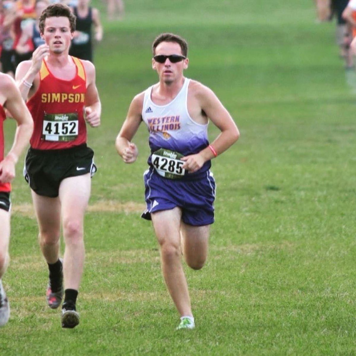RunningRefresh's tweet image. 😎 Lucas “Howie” Howett pops out to the studio, which used to be his bedroom, for this week’s installment!