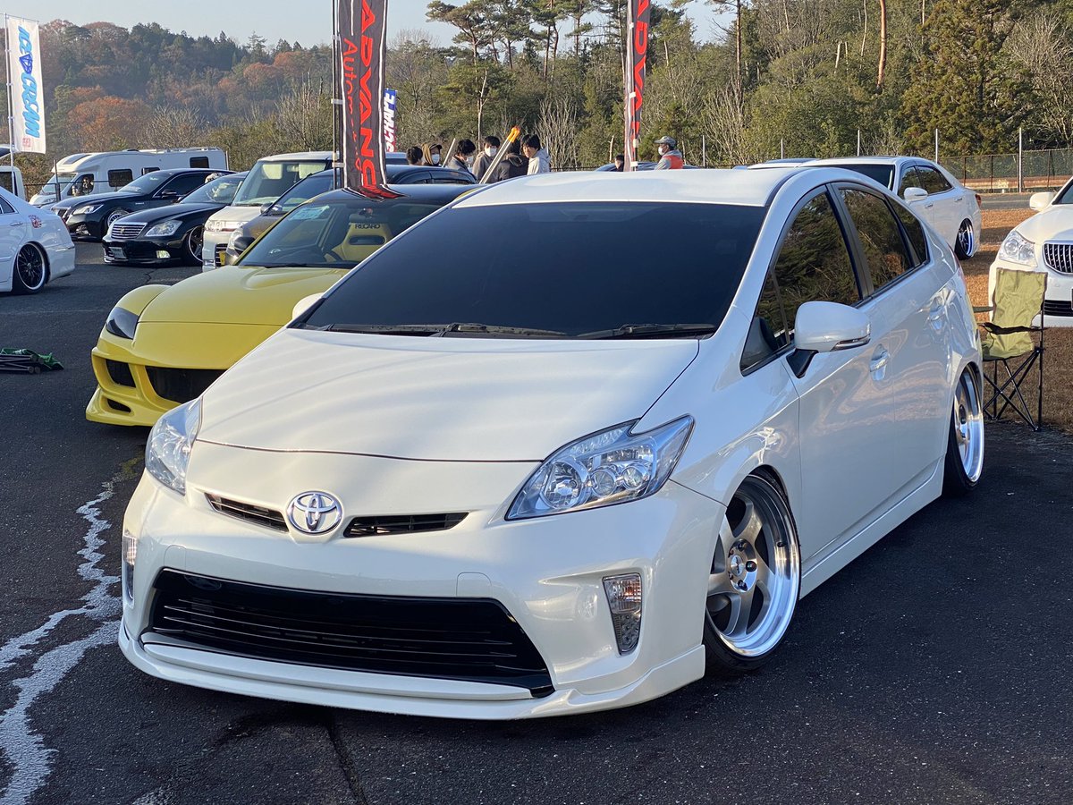 419seekspeed's tweet photo. トップスタイル💋

夫婦で搬入完了✨✨ https://t.co/9cgbnXyUPP