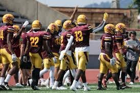 jward2005's tweet photo. Blessed to Receive an offer from Charleston!!!!!!AGTG @Coach_CoopFB @RecruitWarriors @coachmarkf @coach_fuqua https://t.co/NfhLdgsGyI