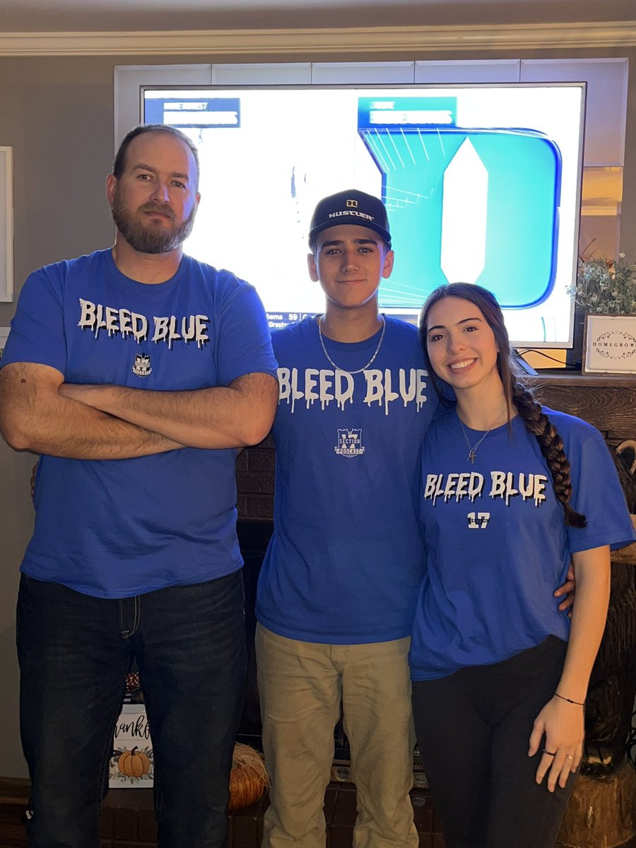 LeviHaynes10's tweet photo. @DukeFBTalk @racheleve_04 repping the #section17 merch tonight while we wup up on them deacons https://t.co/hQ8MhjpalC