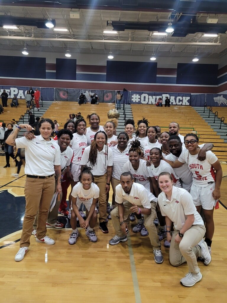 SouthPointeHS WBB (@southpointewbb) on Twitter photo East Division Champions at <a href="/a1hoopsreport/">A1 HOOPS REPORT</a> Tournament! <a href="/victoriam0rris/">Victoria Morris</a> was MVP!!!! East Division Champions at <a href="/a1hoopsreport/">A1 HOOPS REPORT</a> Tournament! <a href="/victoriam0rris/">Victoria Morris</a> was MVP!!!!