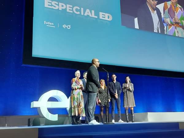 Premio Especial de los #PremiosED 2022 es para el proyecto cultural Concomitentes para la mejora del cuidado emocional de los pacientes de la UCI Pediátrica del #HUNSC ¡¡¡¡Enhorabuena!!!