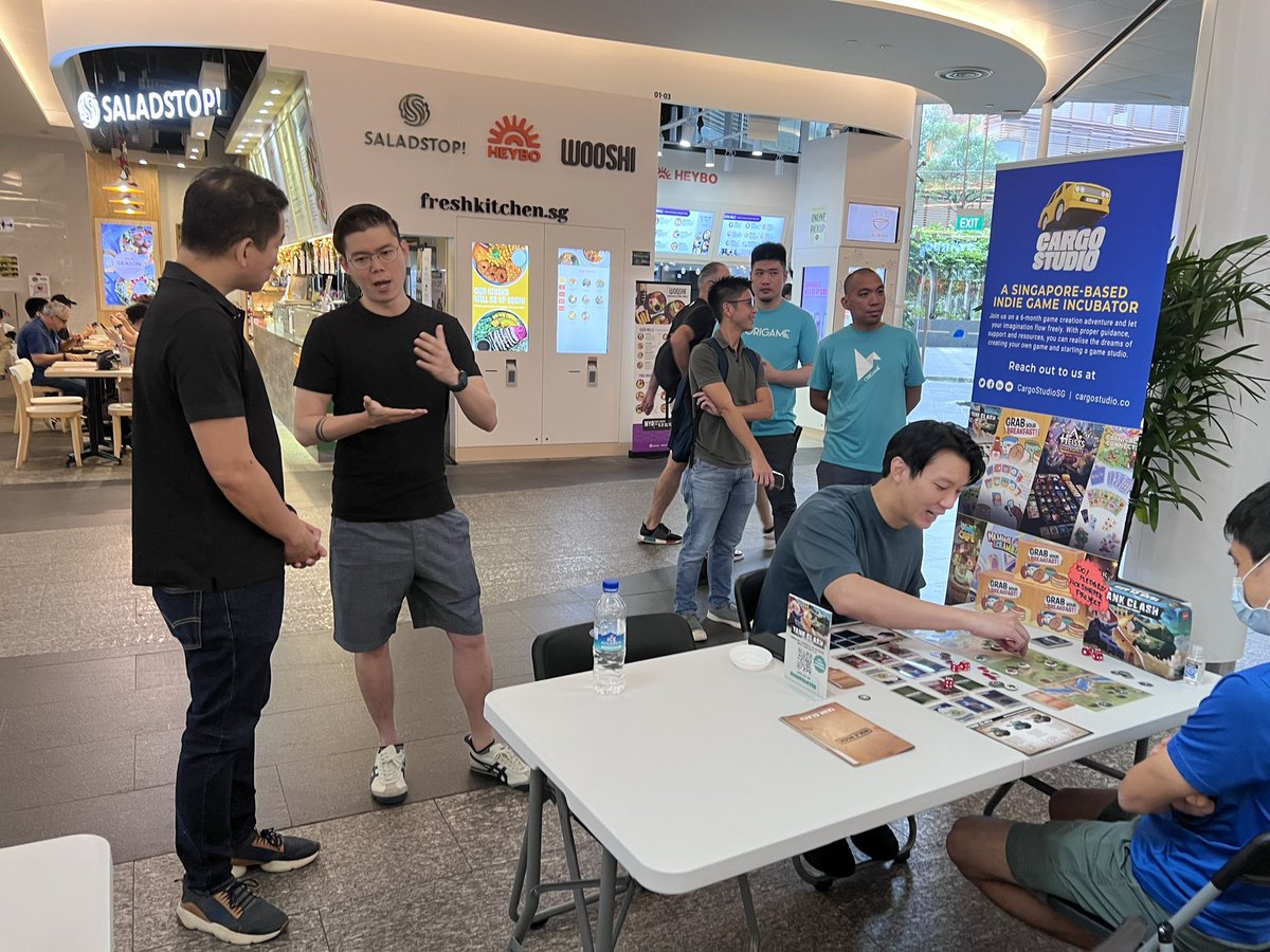OfficialDgpals's tweet photo. Thank you Parliament Secretary (MCCY) Mr. Eric Chua for gracing the Asian Board Games Festival 2022 at our #DGPals booth! @Kit_DGPals https://t.co/uUKR6lDOSs