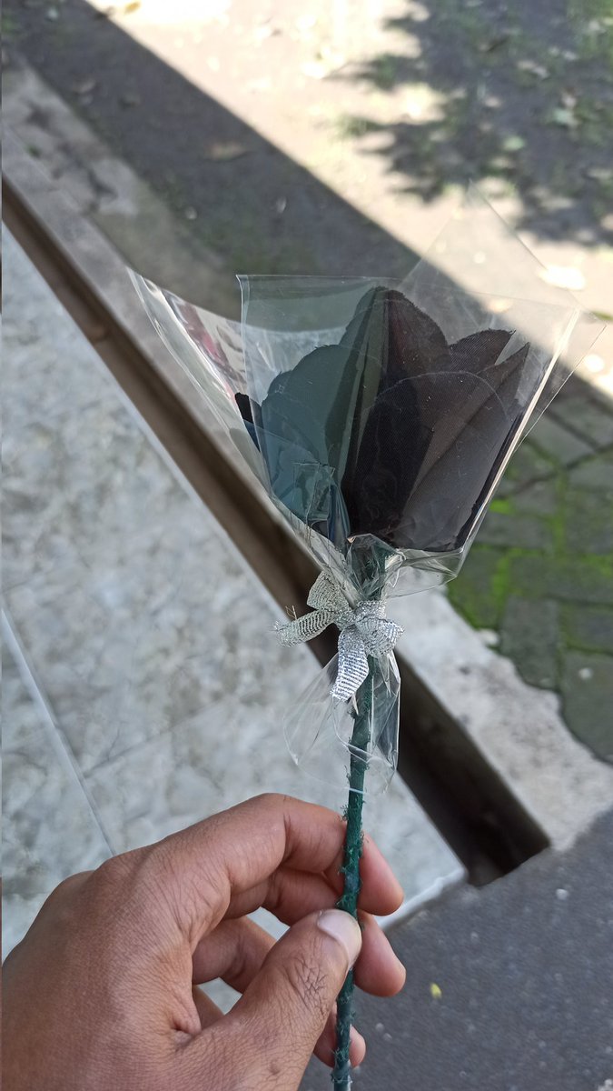 <a href="/pecutpecutan/">Cambuk♣Malaikat</a> <a href="/infomalang/">Info Malang</a> <a href="/rodrigosantono/">has died with 135+</a> <a href="/AremaniaCulture/">Korban Dualisme</a> <a href="/AREMA1986Merch/">A-1986</a> @mgsnbergerak Gadang damai...bagi2 black rose #UsutTuntasTragediKanjuruhan